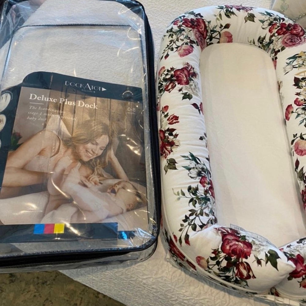 La Vie en Rose Deluxe Plus DockATot